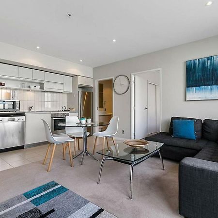 Two Bedroom Apartment - Pool, Gym & Free Parking! Auckland Ngoại thất bức ảnh