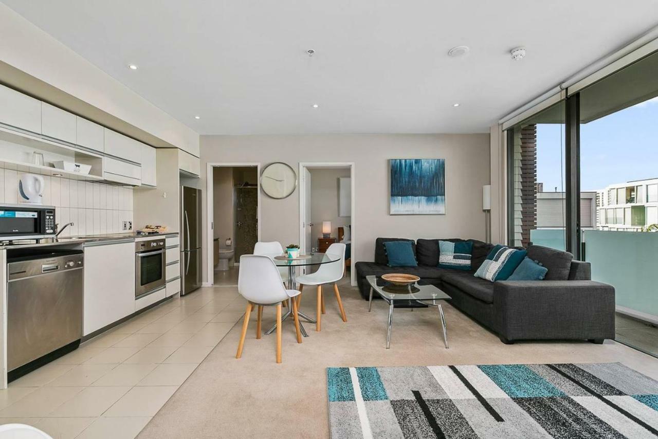 Two Bedroom Apartment - Pool, Gym & Free Parking! Auckland Ngoại thất bức ảnh
