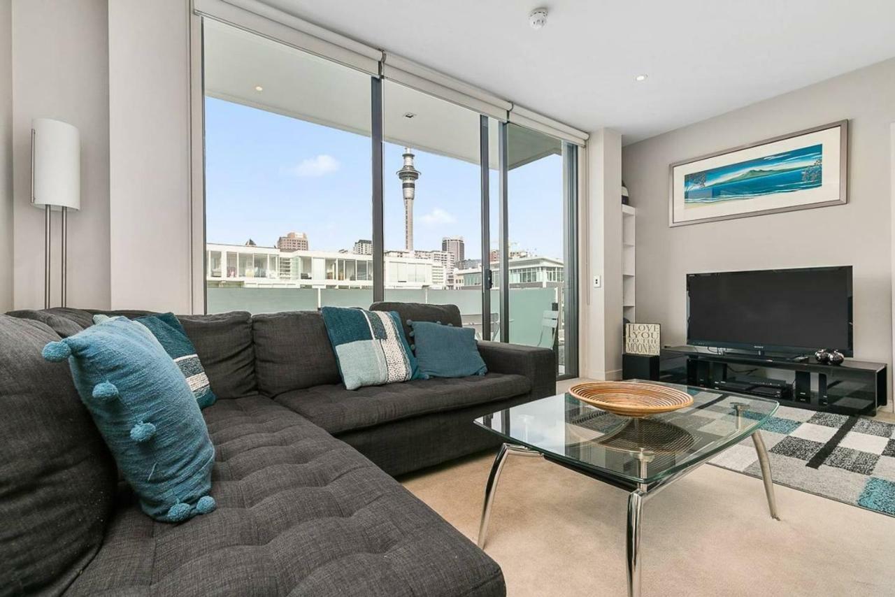 Two Bedroom Apartment - Pool, Gym & Free Parking! Auckland Ngoại thất bức ảnh